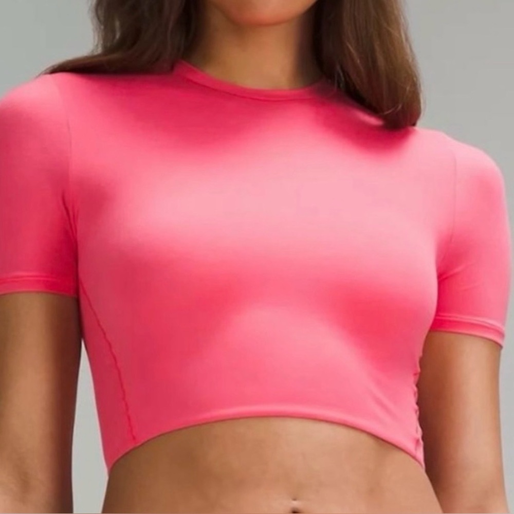 Lululemon Wondermost Crop Tee